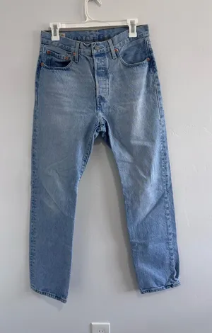 Levi's Light Blue Women's Straight Leg Jeans 501 28 thumbnail 1