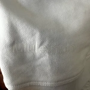 1039. Lululemon perfectly oversized crew sz 8. Nwt thumbnail 4