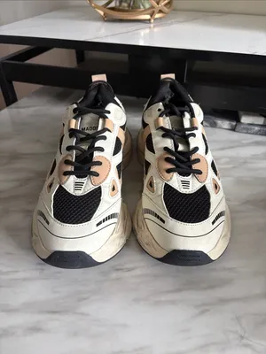Steve Madden Men's Chunky Sneaker in Black, Cream and Tan thumbnail 2