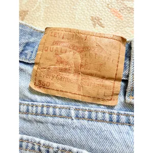 Vintage Levis 550 Cut Off Denim Shorts Light Wash High Waisted Frayed Hem L thumbnail 4