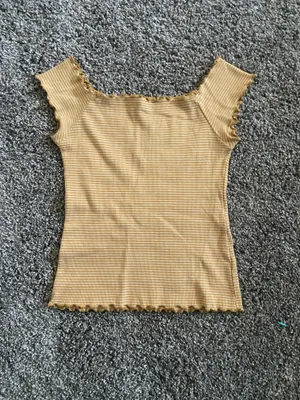 Aeropostale Top thumbnail 2