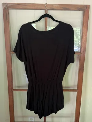 Z Supply Black Short Sleeve Elastic Waist Romper Small Casual Lounge One Piece thumbnail 4
