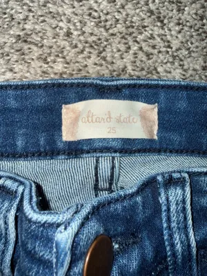Altar'd State Women's Distressed Mid-Rise Skinny Jeans thumbnail 3