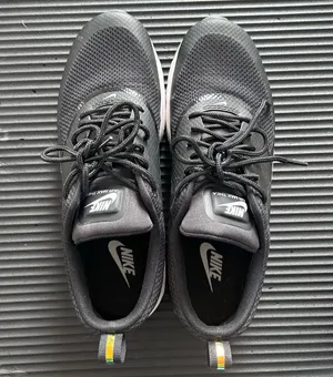 Nike Air Max Thea Sneakers thumbnail 4