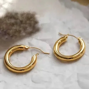 Gold Hoop Round 23mm Earrings thumbnail 3