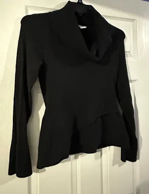 White House Black Market long sleeve blouse size Medium. thumbnail 1