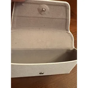 Michael Kors Sunglasses Case Textured White Silver Name Stamp thumbnail 6