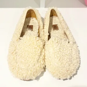Ugg Australia Womens Hailey Fluff‎ Shearling Loafer Size 8 thumbnail 2