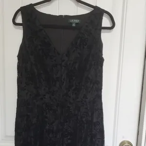 Ralph Lauren Black velvet/Lace Dress Size 10 thumbnail 5