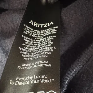 Aritzia mega fit joggers thumbnail 8