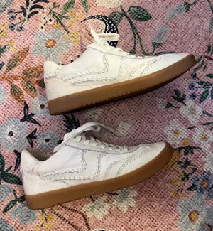 DV by Dolce Vita Sneakers thumbnail 1
