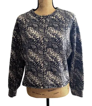 Zara Basic Snake Print Cropped Sweatshirt Crew Neck Animal Print Size‎ Large thumbnail 1