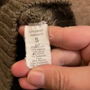 ‎Cabi small fuzzy vest thumbnail 6
