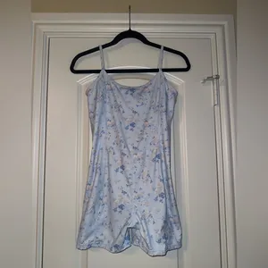 LoveShackFancy Atticus Floral Romper size‎ XS thumbnail 3