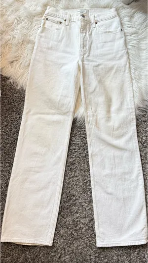 Abercrombie High-Rise 90s Relaxed Jeans White thumbnail 1