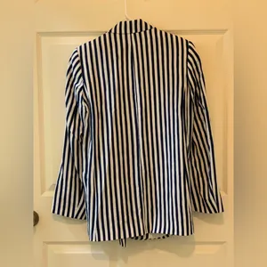 Zara Navy and White Striped Blazer. Size-X-Small thumbnail 3