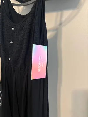 Flowy tank BloomChic *read description thumbnail 3