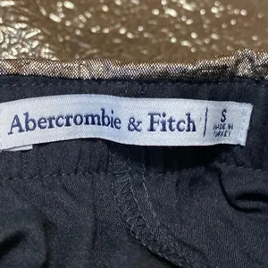 Abercrombie & Fitch Gold Metallic Crinkled Mid Rise Side Zip Mini A-line Skirt S thumbnail 5