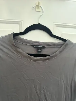 Banana Republic Classic Short Sleeve Crew Neck Top - Charcoal Gray thumbnail 3