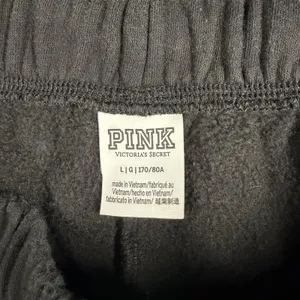 PINK Victoria's Secret Shorts Womens Large Black Fleece Sweat Logo Drawstring thumbnail 4