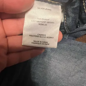 Silver jeans mid rise boot cut size   28x33 thumbnail 3