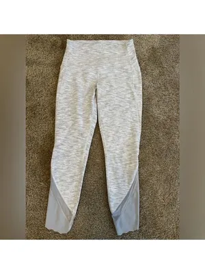 Lululemon Gray Wunder Under Crop II Leggings Size 6 thumbnail 2