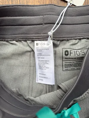 NWT FIGS Women’s Graphite Gray Yola Skinny Scrub Pants - Size XXS Petite thumbnail 4