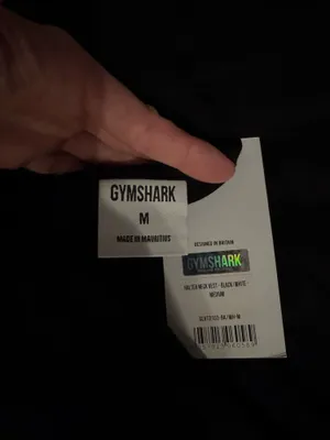 Gymshark halter top thumbnail 3