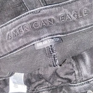 American Eagle Outfitters Black Wash Denim High Rise Jegging Jean Women's Size 6 thumbnail 7