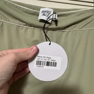 NWT Princess Polly Sage Mini Skirt thumbnail 2