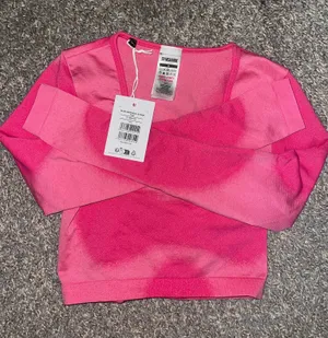 Gymshark Top Long Sleeve Crop thumbnail 1