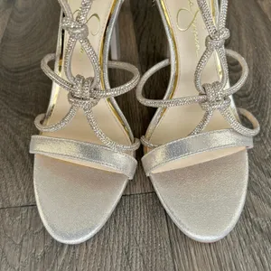 Jessica Simpson Josy Gold Rhinestone Stiletto Heels Size 7.5 thumbnail 7
