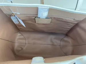 Coach City Tote With Pop Floral Print thumbnail 10