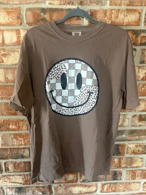 Comfort Colors Espresso Short Sleeve Tee with Checker & Leopard Smiley thumbnail 1