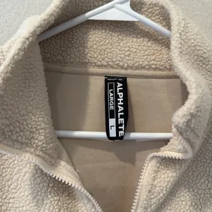 Alphalete King Quarter Zip Cream Sherpa Pullover Sweater Unisex Large thumbnail 2