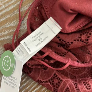 Hollister Lace Red Strappy Bralette thumbnail 6