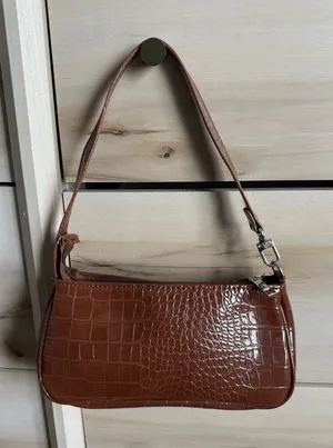 Shein Brown Crocodile Baguette Bag thumbnail 1