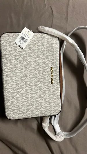 Michael Kors Crossbody thumbnail 6