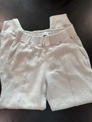 Abercrombie & Fitch cream Fleece Jogger Pants thumbnail 1