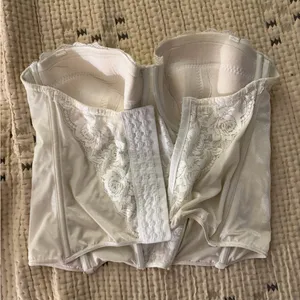 Change Basic Vintage Lace Corset White Size XL thumbnail 2