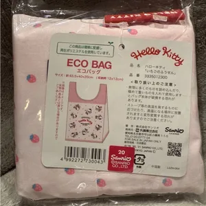 Hello Kitty Foldable Lunch Tote thumbnail 2