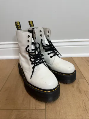 Dr. Martens Jadon White Smooth Leather Platform Boots Women’s 7 UK 5 EU 38 thumbnail 3