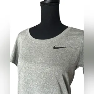 Casual Comfy Stretch Nike Women's Classic Dri-fit Gray Short Sleeve Gym T-Shirt thumbnail 5