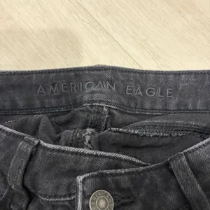 American Eagle Ripped Mom Shorts Black Size 0 thumbnail 5