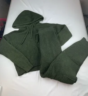 Matching sweater and sweats set Size XS thumbnail 1