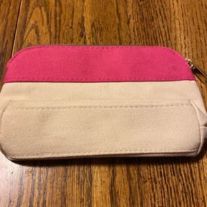 Marc Jacobs cosmetics bag thumbnail 3