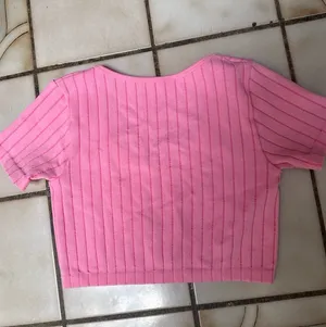 Brand New Zara SEAMLESS TOP Pink Size Large thumbnail 9