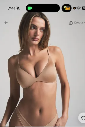 SKIMS Wireless Form Push-Up Bra thumbnail 1