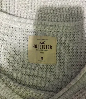 Hollister Sweater thumbnail 4