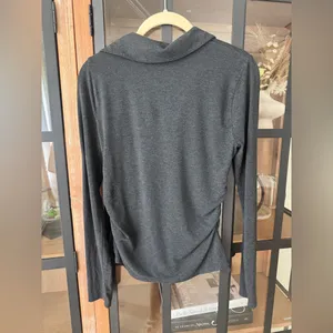 Madewell Side Cinch Long Sleeve Polo Top sweater vneck collar charcoal ruched thumbnail 6